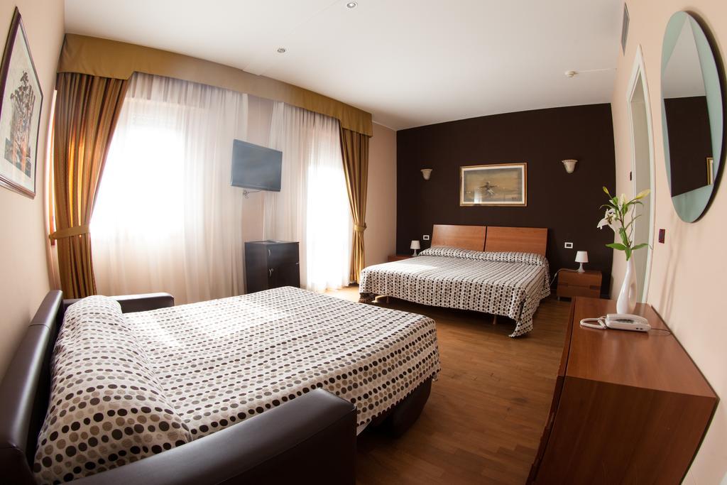 Hotel Master Albignasego Pokoj fotografie